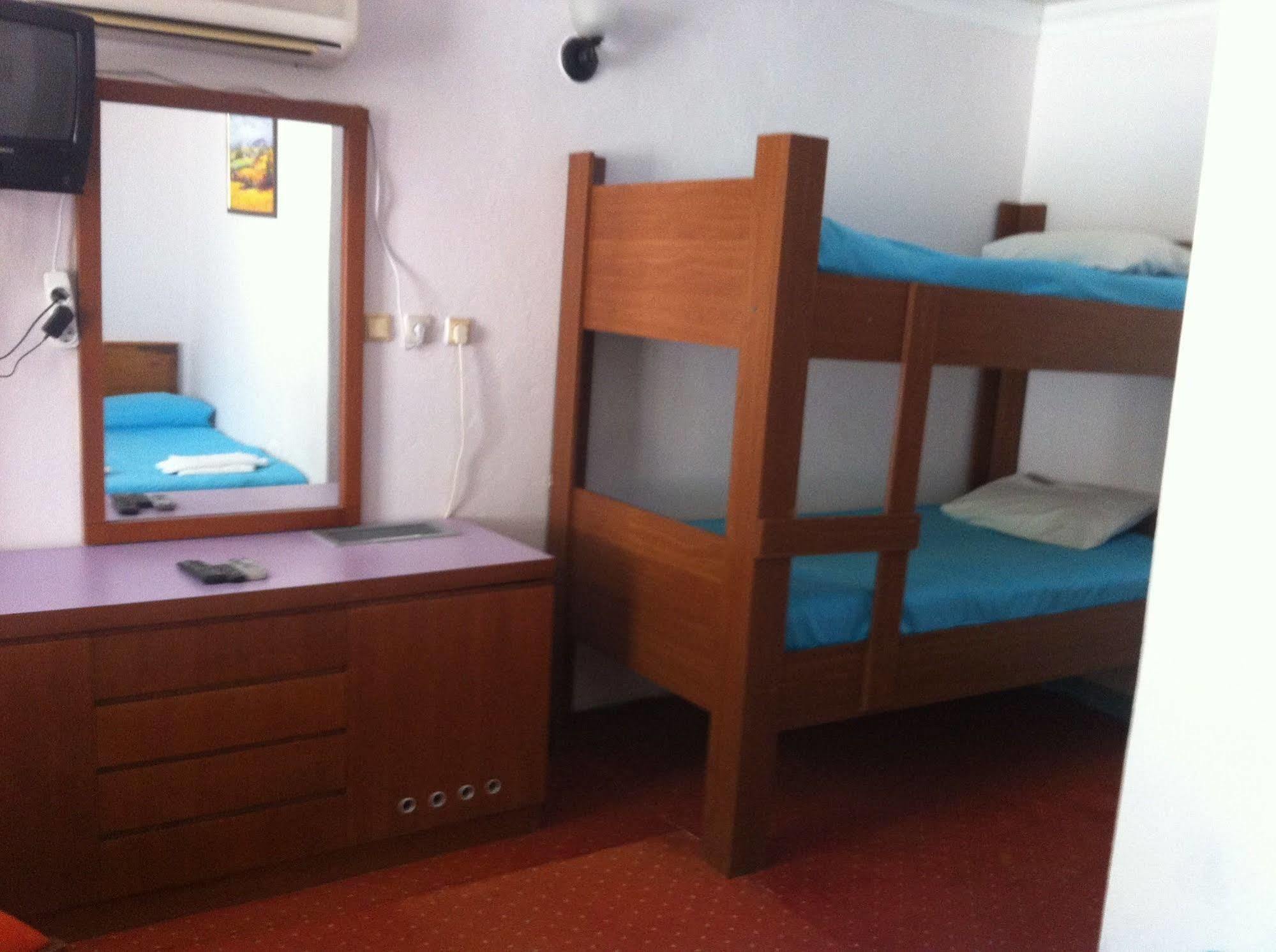 Dream Park Bungalow Titreyengol Екстериор снимка