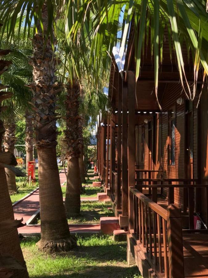 Dream Park Bungalow Titreyengol Екстериор снимка